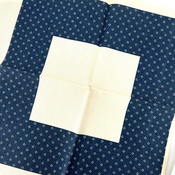 Vintage Counted Cross Stitch Background Fabric Only - Picture 5 of 8